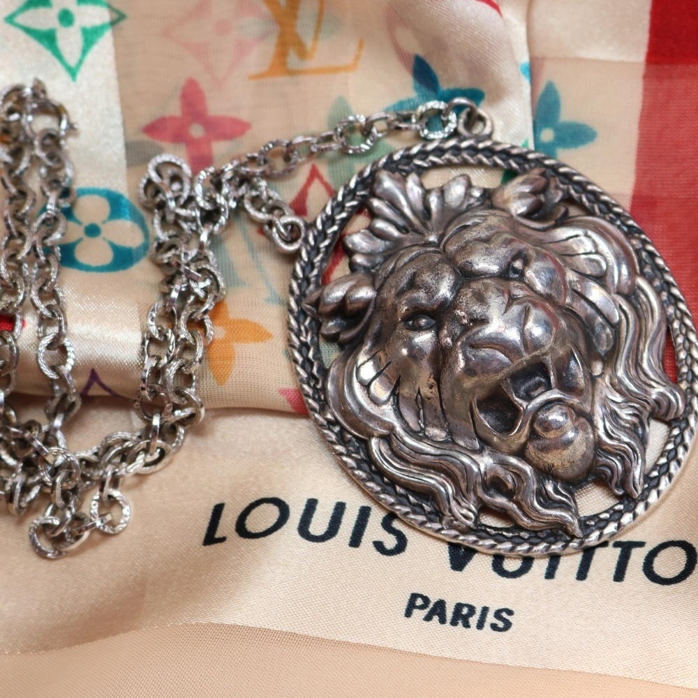 🎊 HOST PICK 🎉Vintage Napier Lion's Head Necklace - Picture 8 of 8